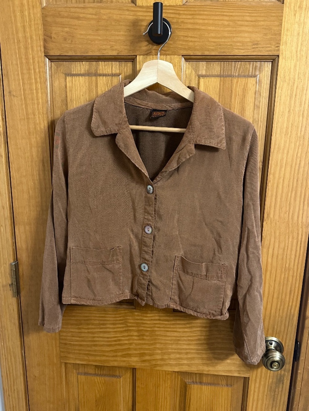 Women's cropped loose button up cardigan
